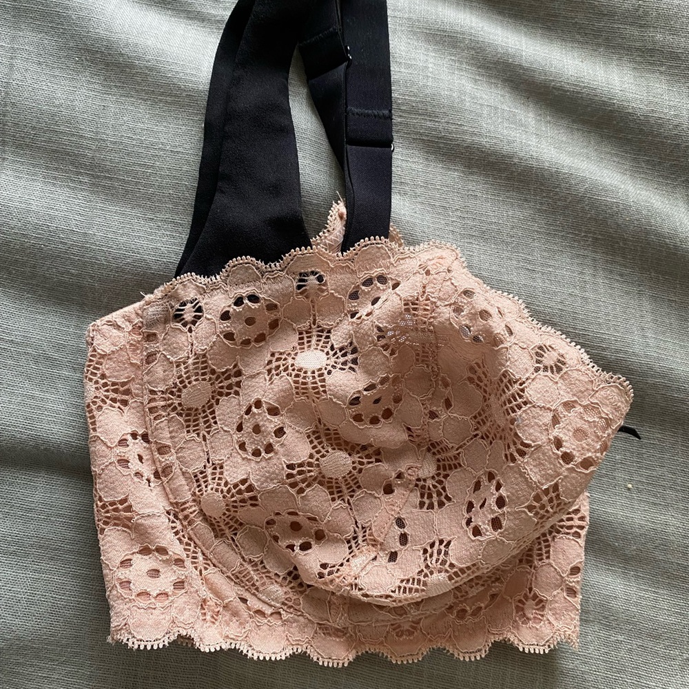 Gorgeous & Rare Fleur Du Mal Blush Blush Lace bra, Sz 36D, New